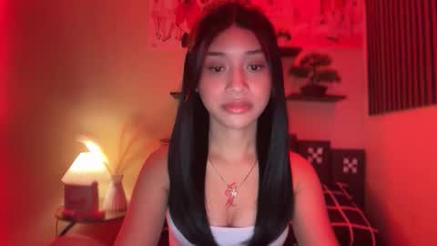 Snapshot of devine_goddessx chatting on October 12, 9:58 pm Devine Greyson online show from October 12, 9:58 pm