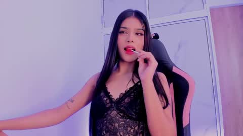 Sara 3 online show from March 30, 9:05 pm