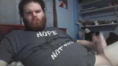 Snapshot of dew21444 chatting on February 6, 9:12 am dew21444 online show from February 6, 9:12 am