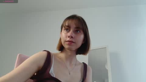 dewkiss online show from October 31, 10:27 am