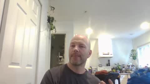 dex12112111 online show from April 14, 8:59 pm