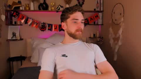 Snapshot of dexter_dexx chatting on October 31, 11:06 pm Dexter online show from October 31, 11:06 pm