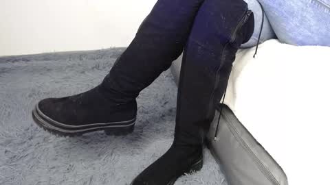 Snapshot of deysha_garncia chatting on September 10, 2:39 pm Deysha online show from September 10, 2:39 pm