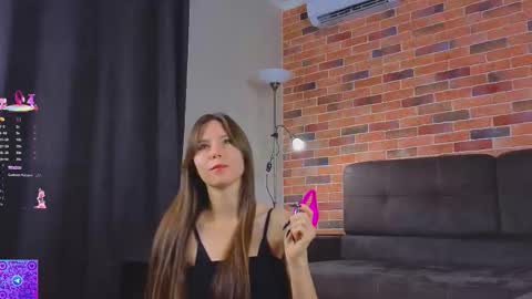 Snapshot of deyvessa chatting on September 13, 8:19 pm Kira online show from September 13, 8:19 pm