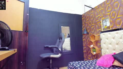 Madisson online show from March 8, 7:53 pm