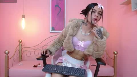 Snapshot of dhalton_x chatting on February 3, 6:22 am Dhalton online show from February 3, 6:22 am