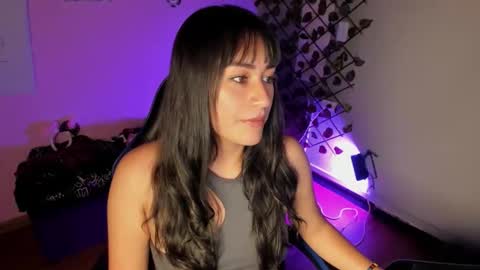 Snapshot of dhaniela_naugthy chatting on November 10, 7:57 pm dhaniela naugthy online show from November 10, 7:57 pm