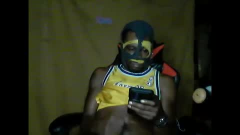 Snapshot of dhbbc454336 chatting on October 19, 7:53 am Marcus D-von Steel as the raunchy ass sniffer thrill me with your online show from October 19, 7:53 am