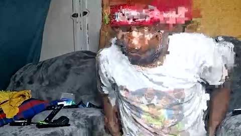 Snapshot of dhbbc454336 chatting on December 20, 11:50 am Marcus D-von Steel as the raunchy ass sniffer thrill me with your online show from December 20, 11:50 am