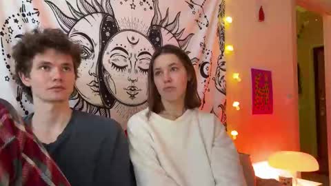 Di Alex online show from February 9, 1:35 pm