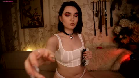 Snapshot of dia__diana chatting on February 7, 12:06 pm Diana Di Honey online show from February 7, 12:06 pm