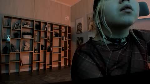 Dia online show from October 24, 6:43 am