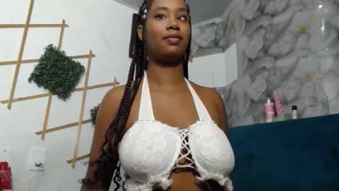 Snapshot of diabla_sexyboobs chatting on November 13, 9:03 pm D I A B L A online show from November 13, 9:03 pm