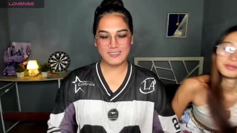 Snapshot of diamond_foxy chatting on January 27, 1:52 pm Wency online show from January 27, 1:52 pm