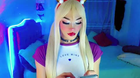 Snapshot of diamond_hott1 chatting on December 25, 11:22 am AmayaGirl online show from December 25, 11:22 am