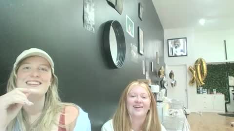 diamondj2104 online show from October 2, 7:43 pm