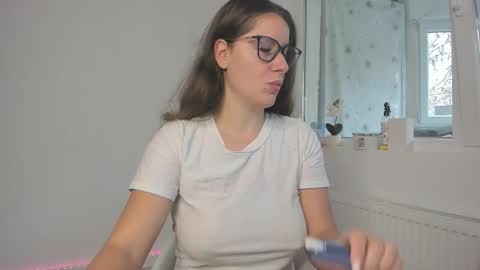 diamondkay_ online show from November 12, 8:59 am