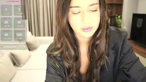 Snapshot of diamondpixie chatting on March 4, 8:27 pm Iris online show from March 4, 8:27 pm