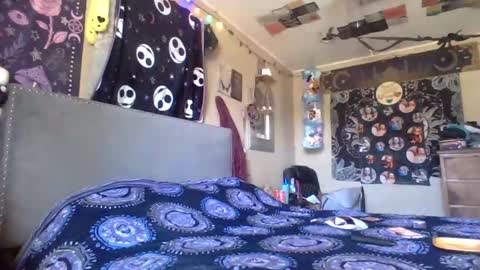 diamondrose1992 online show from March 29, 3:45 pm