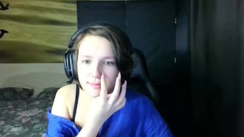 Snapshot of diana_back3 chatting on November 9, 3:10 pm diana_back3 online show from November 9, 3:10 pm