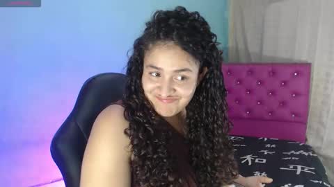 Snapshot of diana_muscle chatting on October 21, 2:56 am diana online show from October 21, 2:56 am