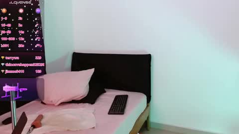 Snapshot of diana_p chatting on January 26, 2:14 am Diana online show from January 26, 2:14 am