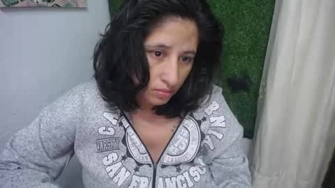 Snapshot of diana_rogu chatting on September 13, 9:42 am diana_rogu online show from September 13, 9:42 am
