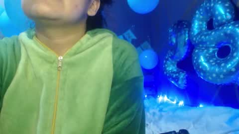 Snapshot of diana_smit_ chatting on November 22, 12:20 am diana online show from November 22, 12:20 am