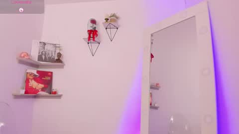 Snapshot of diana_white_ chatting on February 6, 2:44 am Diana White Dahiana online show from February 6, 2:44 am