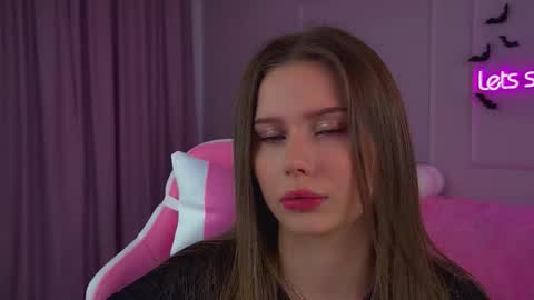 Diana online show from November 2, 7:49 pm