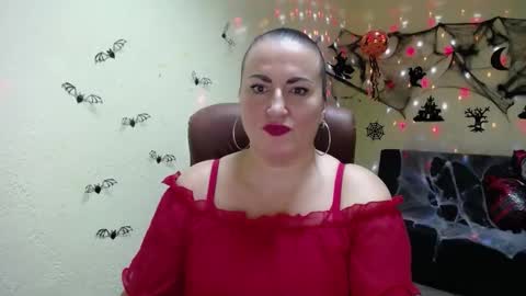 Snapshot of dianamgg chatting on October 22, 5:45 pm Diana online show from October 22, 5:45 pm