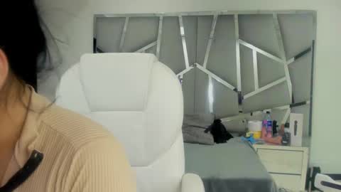 dianarous online show from January 11, 3:13 am