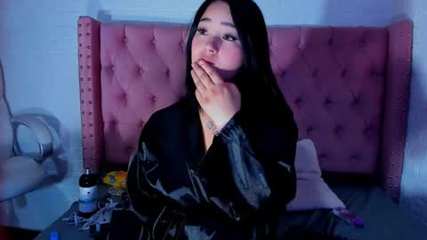 dianarous online show from January 14, 9:35 am