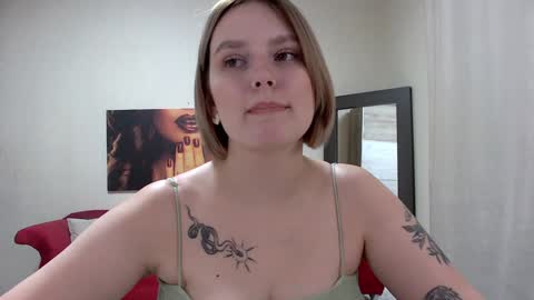 Diane Mills online show from February 1, 5:39 am