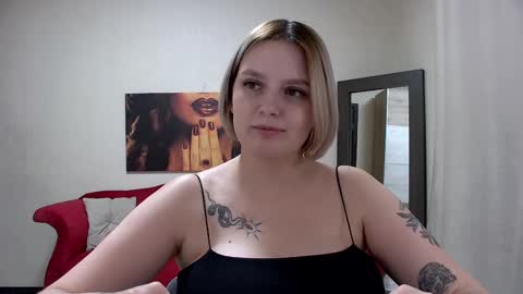 Diane Mills online show from March 11, 11:48 pm