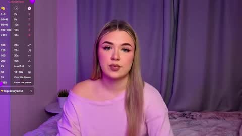 Snapshot of diannedibartolo chatting on November 28, 6:16 am diannedibartolo online show from November 28, 6:16 am