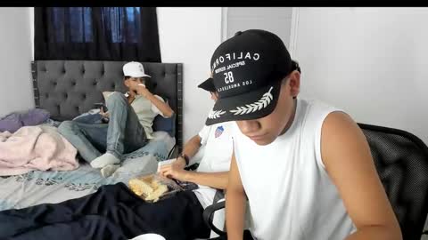 dick online show from November 14, 2:49 pm