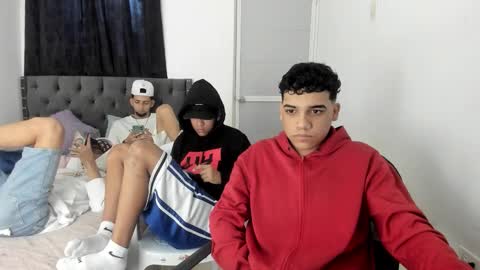 dick online show from November 20, 11:43 am