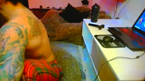 Damin online show from December 14, 6:09 pm