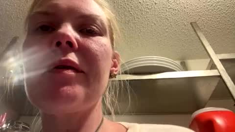 Snapshot of dickeddownsouth chatting on October 21, 2:56 am Beau online show from October 21, 2:56 am