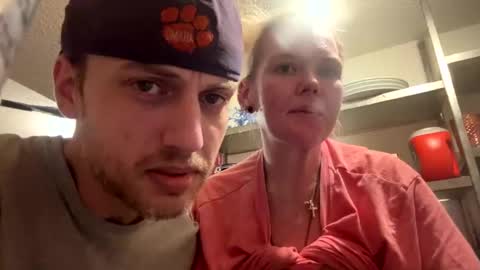 Snapshot of dickeddownsouth chatting on November 11, 6:57 am Beau online show from November 11, 6:57 am