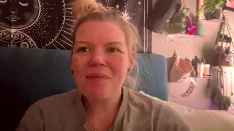 Snapshot of dickeddownsouth chatting on December 2, 11:23 pm Beau online show from December 2, 11:23 pm