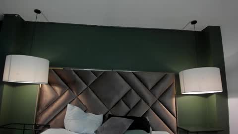 Snapshot of dickie_dicking chatting on November 26, 9:49 pm dickie_dicking online show from November 26, 9:49 pm