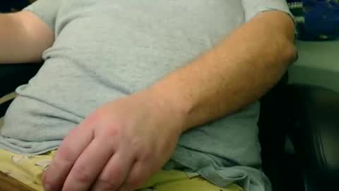 Snapshot of dicksmith99 chatting on November 17, 11:16 am Steve online show from November 17, 11:16 am