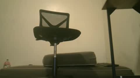 Snapshot of dicktracey007 chatting on October 30, 2:13 am dicktracey007 online show from October 30, 2:13 am