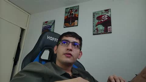 Snapshot of diegorogue_ chatting on September 23, 5:38 pm Diego rogue online show from September 23, 5:38 pm