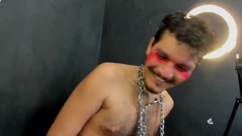 diemond_latinx98 online show from January 7, 6:21 pm