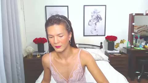 Dennesse online show from January 15, 12:30 am