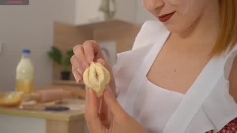 Sophie online show from October 9, 8:29 pm