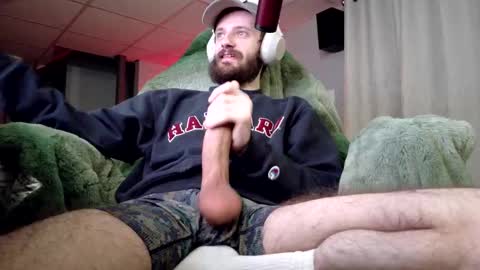 Snapshot of digbicknik chatting on January 9, 2:25 am digbicknik online show from January 9, 2:25 am